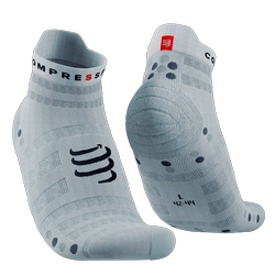 COMPRESSPORT Skarpetki do biegania PRORACING SOCKS V4 ULTRALIGHT RUN LOW white/alloy