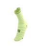 COMPRESSPORT Skarpetki do biegania PRORACING SOCKS V4 ULTRALIGHT RUN HIGH shadow lime/black