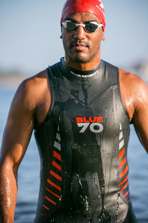 BLUESEVENTY Pianka triathlonowa bez rękawów męska REACTION SLEEVELESS