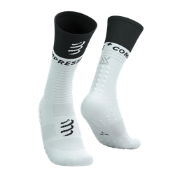 COMPRESSPORT Skarpetki kompresyjne do biegania MID COMPRESSION SOCKS V2.0 white/black