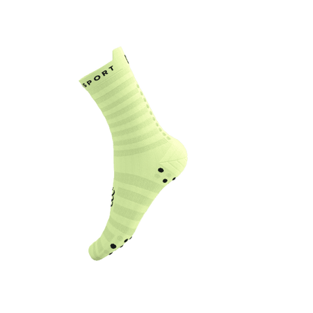 COMPRESSPORT Skarpetki do biegania PRORACING SOCKS V4 ULTRALIGHT RUN HIGH shadow lime/black