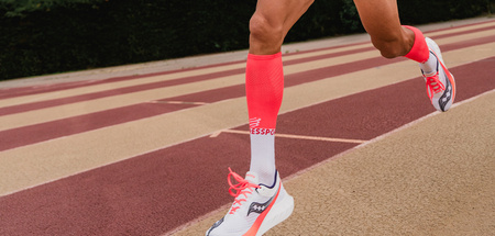 COMPRESSPORT Skarpety kompresyjne FULL SOCKS OXYGEN fluo red