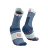 COMPRESSPORT Skarpetki do biegania wysokie PRORACING SOCKS V4 RUN HIGH blues/sugar