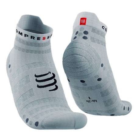 COMPRESSPORT Skarpetki do biegania PRORACING SOCKS V4 ULTRALIGHT RUN LOW white/alloy