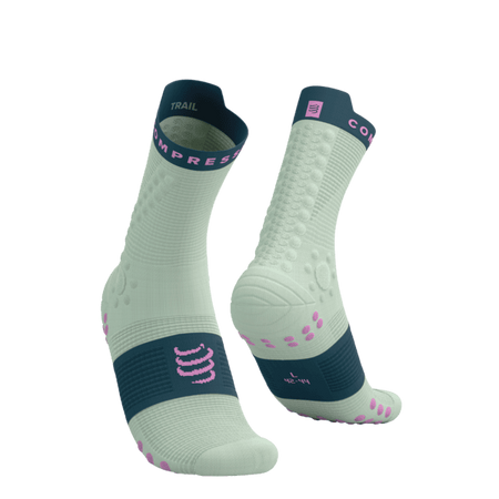 COMPRESSPORT Skarpetki do biegania trailowe PRORACING SOCKS V4 TRAIL aqua/stargazer/cyclamen