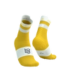 COMPRESSPORT Skarpetki do biegania wysokie PRORACING SOCKS V4 RUN HIGH lemon/white