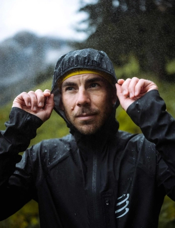 COMPRESSPORT Kurtka biegowa przeciwdeszczowa THUNDERSTORM WATERPROOF JACKET black