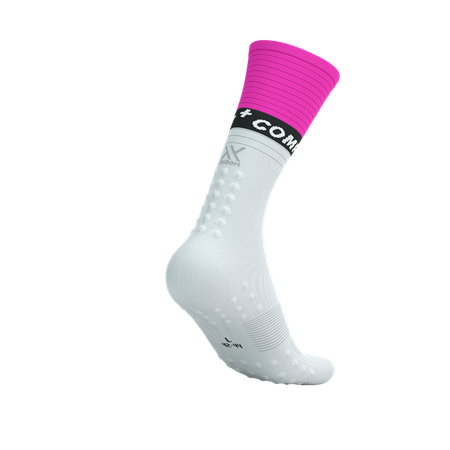 COMPRESSPORT Skarpetki kompresyjne do biegania MID COMPRESSION SOCKS V2.0 white/safe yellow/neo pink