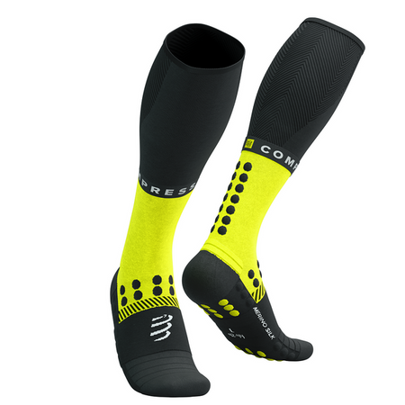 COMPRESSPORT Skarpety kompresyjne FULL SOCKS WINTER RUN black/safe yellow