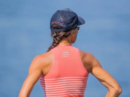 COMPRESSPORT Triathlonowa koszulka kompresyjna damska TRI POSTURAL TANK TOP różowa