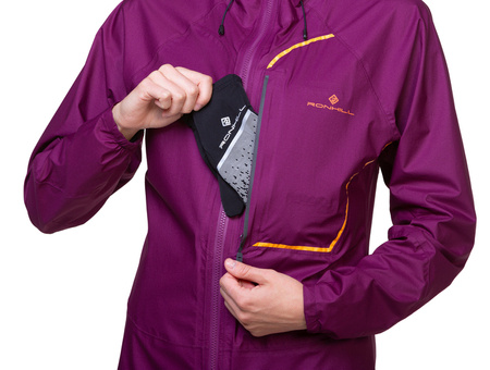 RONHILL Kurtka biegowa damska TECH FORTIFY JACKET blackcurrant/mango