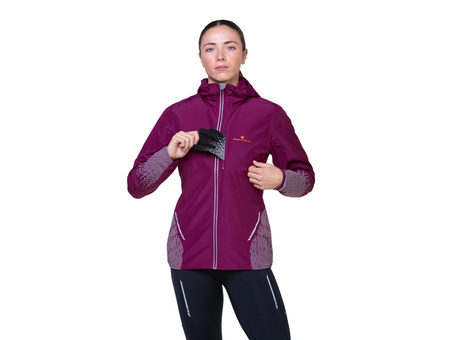 RONHILL Kurtka biegowa damska TECH REFLECT JACKET blackcurrant/reflect